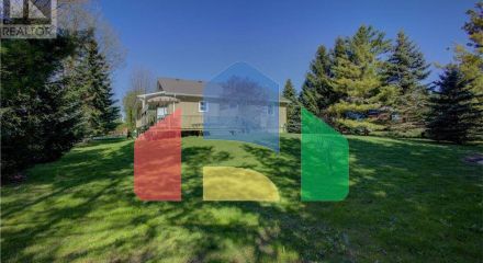 Residential - Single Family Home - Bayfield, Canada - Canada