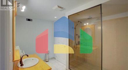 Residential - Single Family Home - Bayfield, Canada - Canada