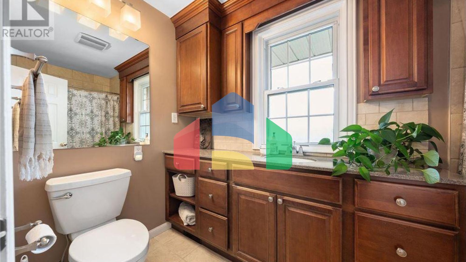 Residential - Single Family Home - Belleville, Canada - Canada