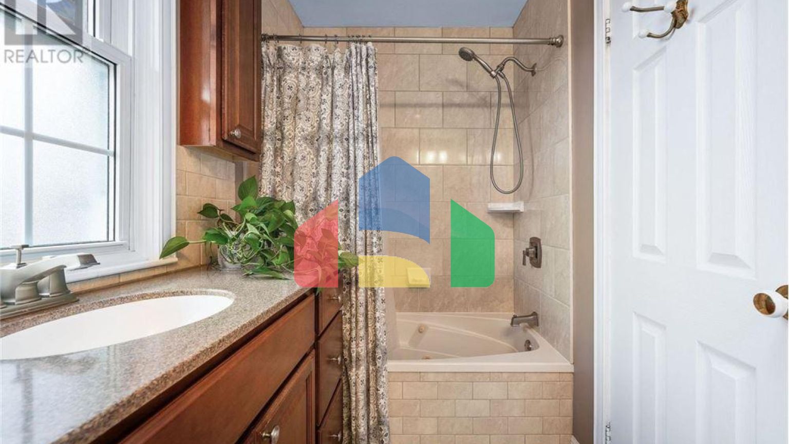 Residential - Single Family Home - Belleville, Canada - Canada