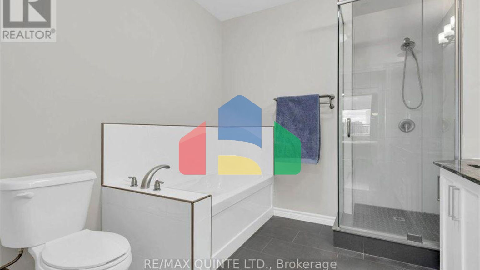 Residential - Condo/Apartment - Belleville, Canada - Canada