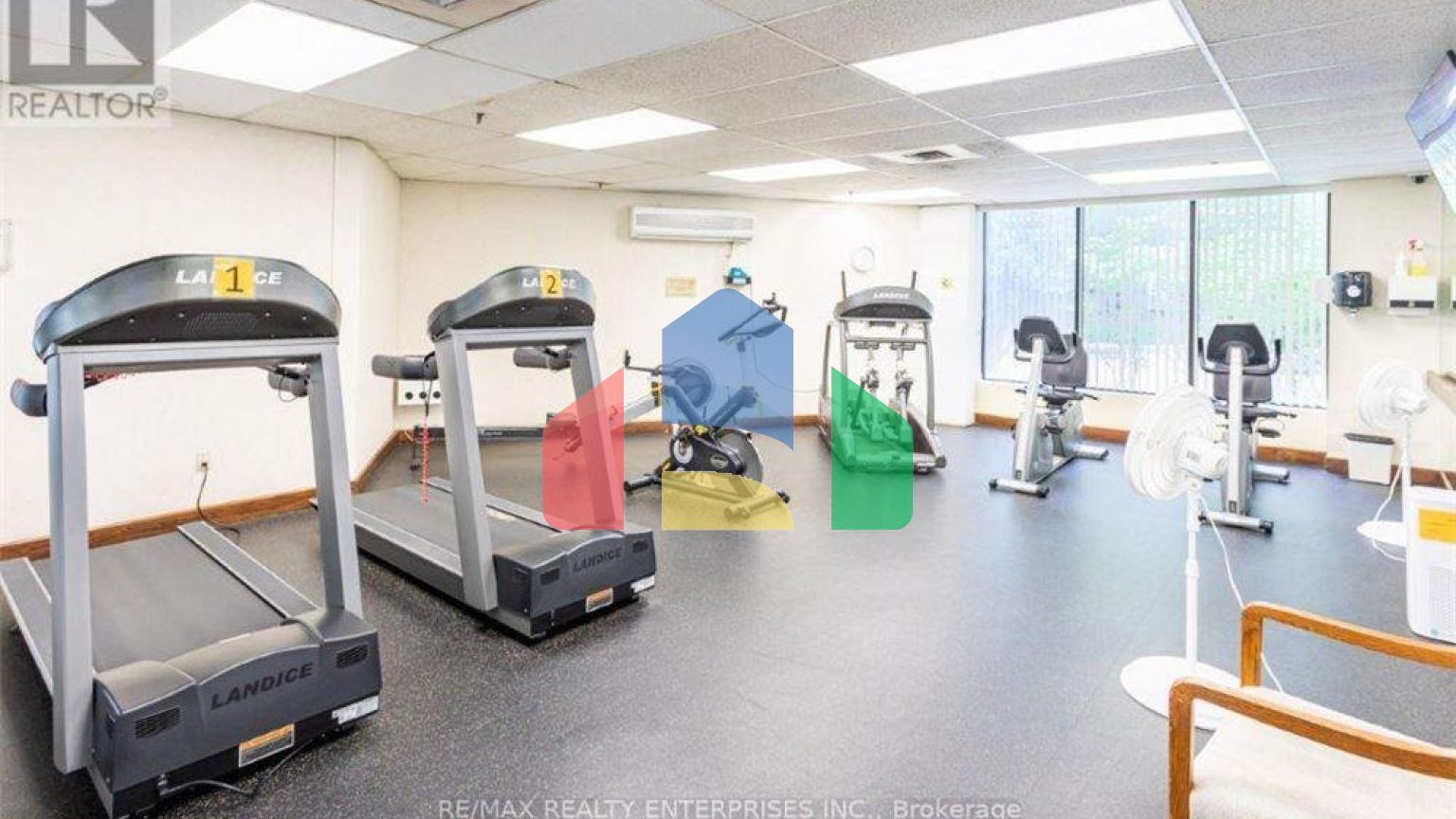 Residential - Single Family Home - Brampton, Canada - Canada