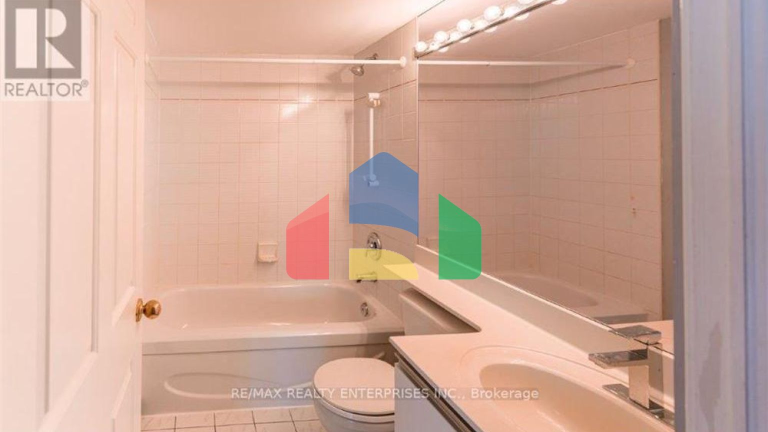 Residential - Single Family Home - Brampton, Canada - Canada