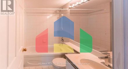 Residential - Single Family Home - Brampton, Canada - Canada