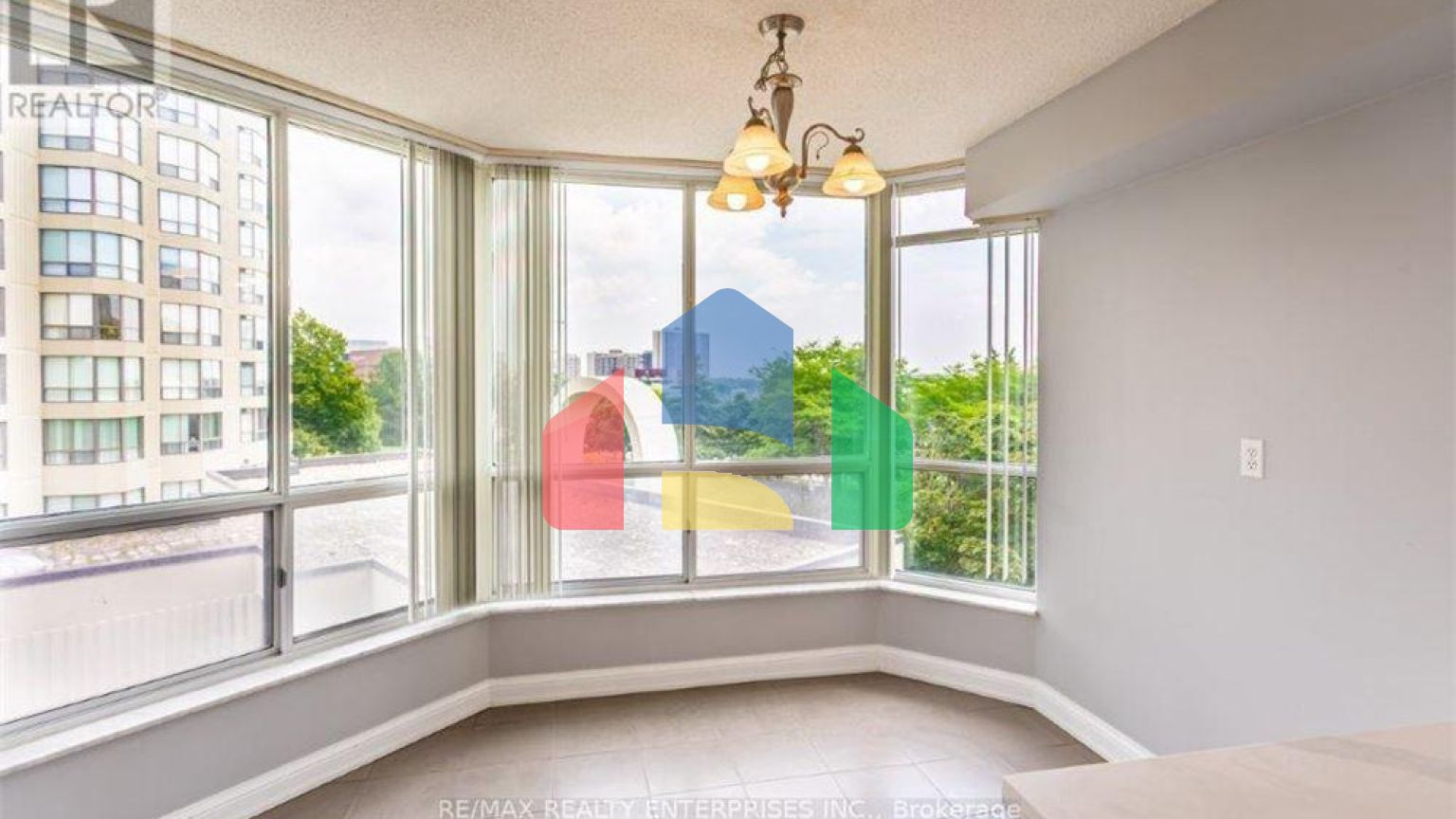 Residential - Single Family Home - Brampton, Canada - Canada