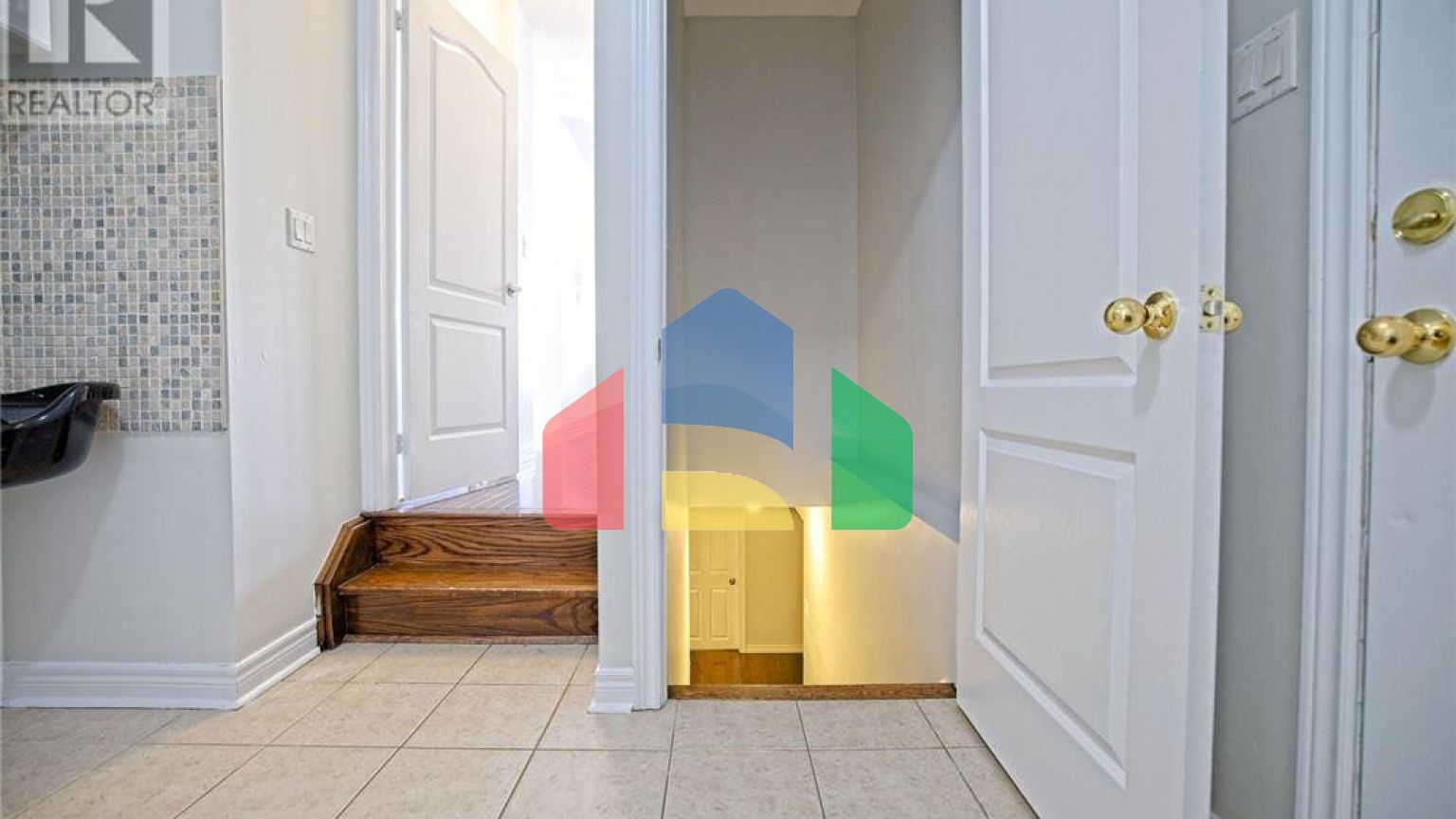 Residential - Single Family Home - Brampton, Canada - Canada