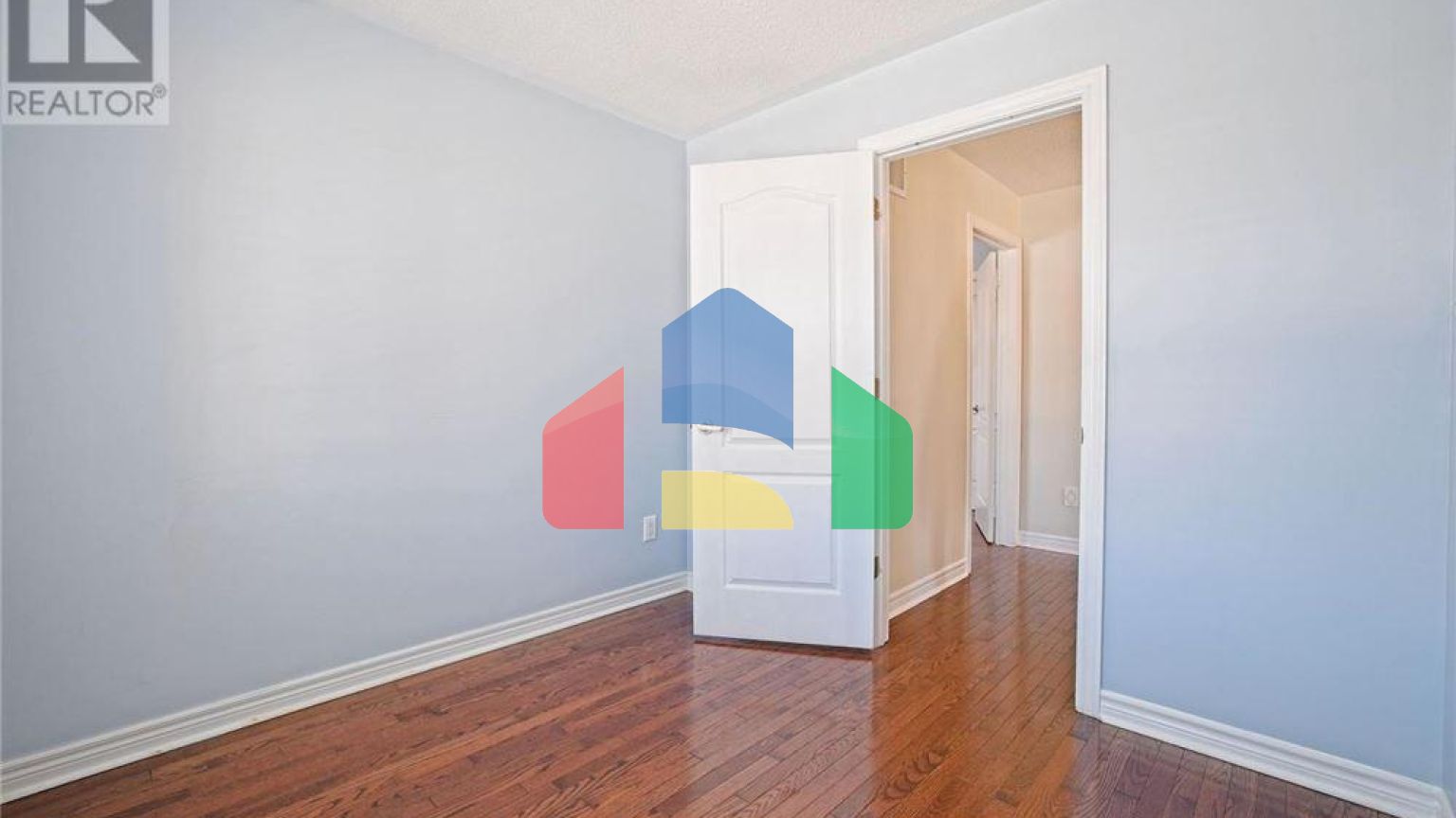 Residential - Single Family Home - Brampton, Canada - Canada