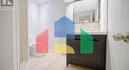 Residential - Single Family Home - Brampton, Canada - Canada