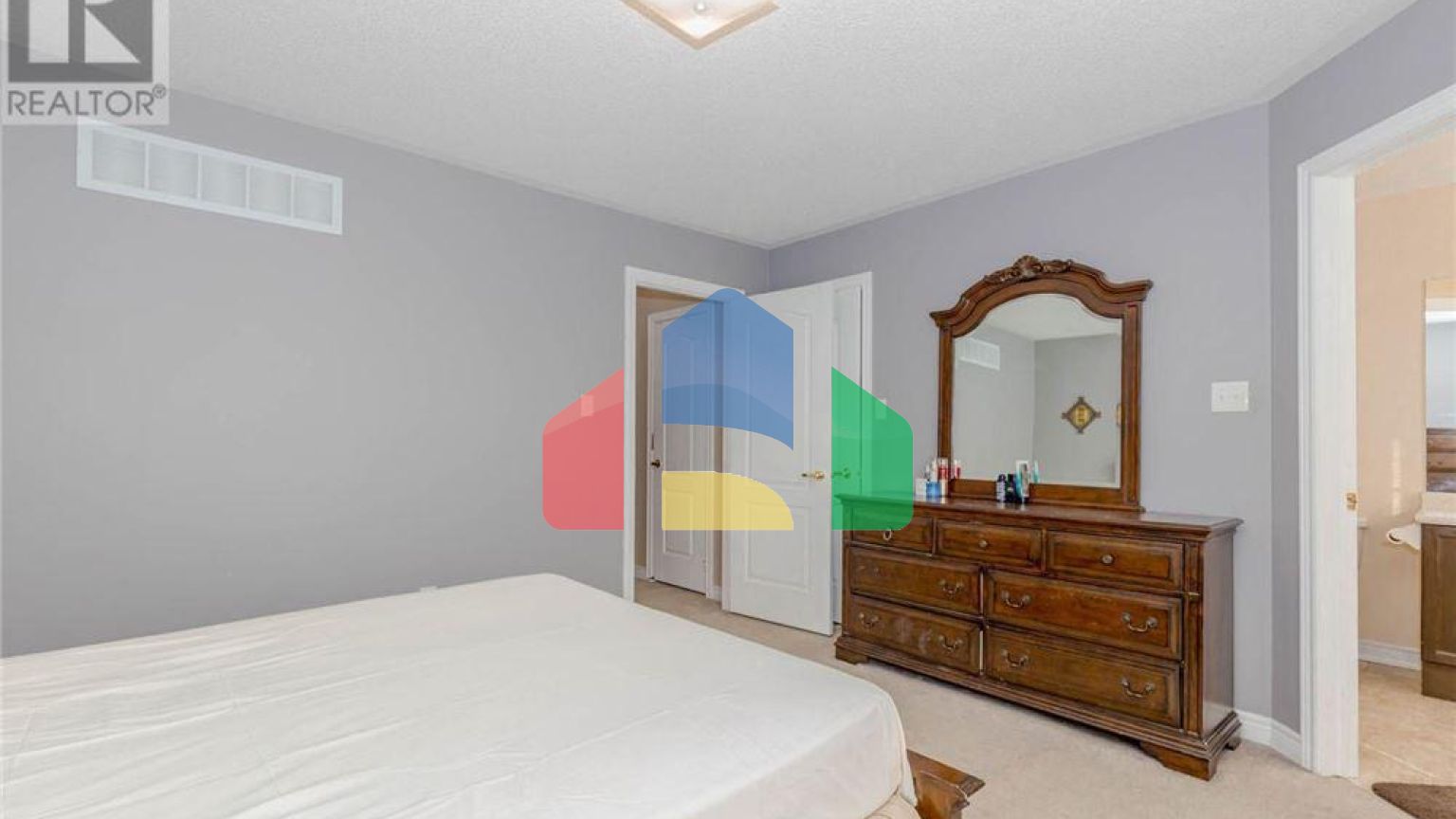 Residential - Single Family Home - Brampton, Canada - Canada