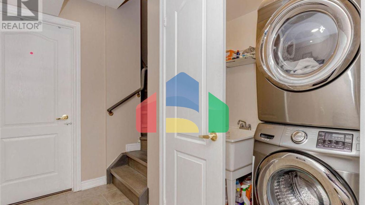 Residential - Single Family Home - Brampton, Canada - Canada