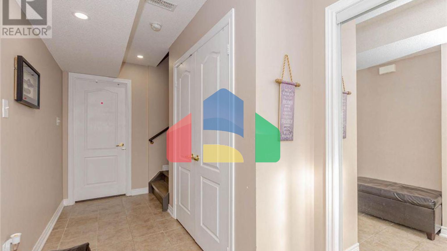 Residential - Single Family Home - Brampton, Canada - Canada