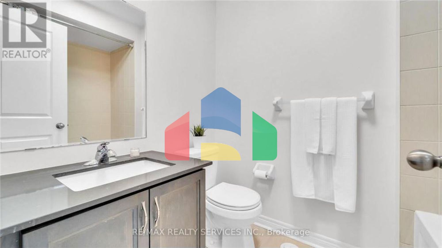 Residential - Single Family Home - Brampton, Canada - Canada