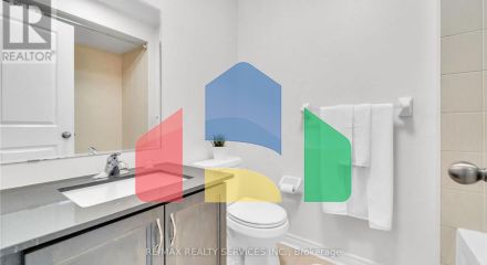 Residential - Single Family Home - Brampton, Canada - Canada