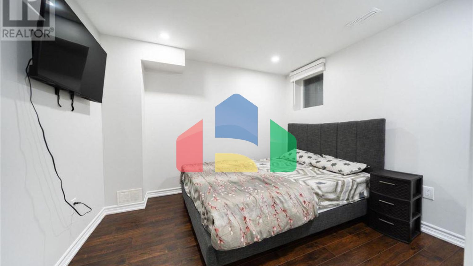 Residential - Single Family Home - Brampton, Canada - Canada