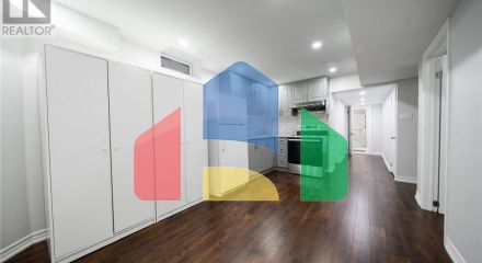 Residential - Single Family Home - Brampton, Canada - Canada