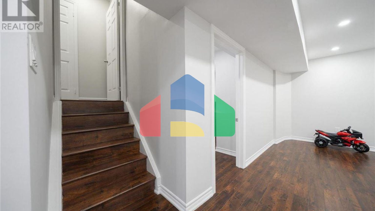 Residential - Single Family Home - Brampton, Canada - Canada