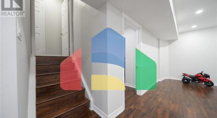 Residential - Single Family Home - Brampton, Canada - Canada