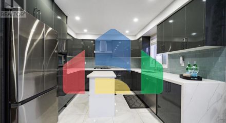 Residential - Single Family Home - Brampton, Canada - Canada