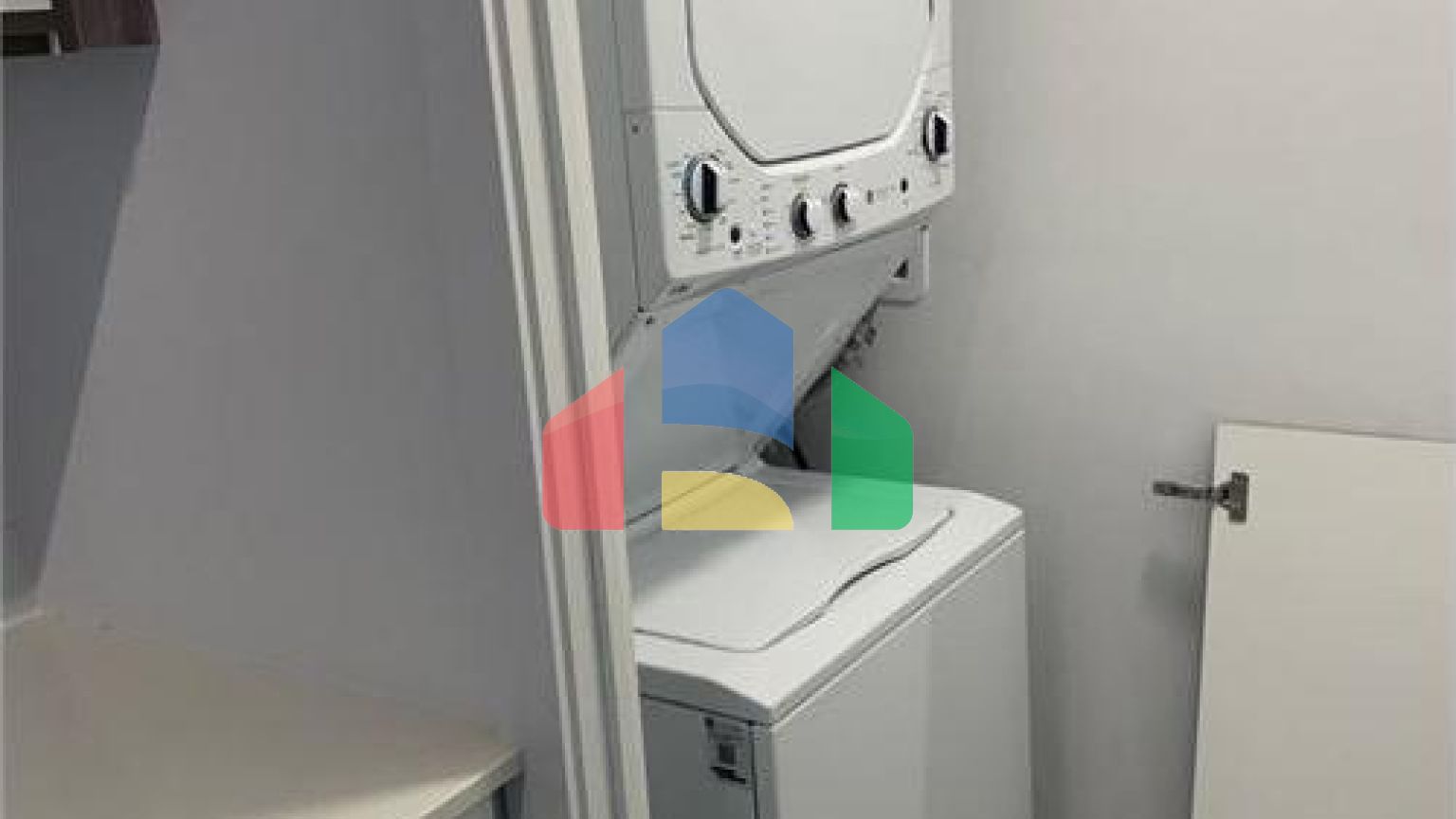 Residential - Condo/Apartment - Brampton, Canada - Canada