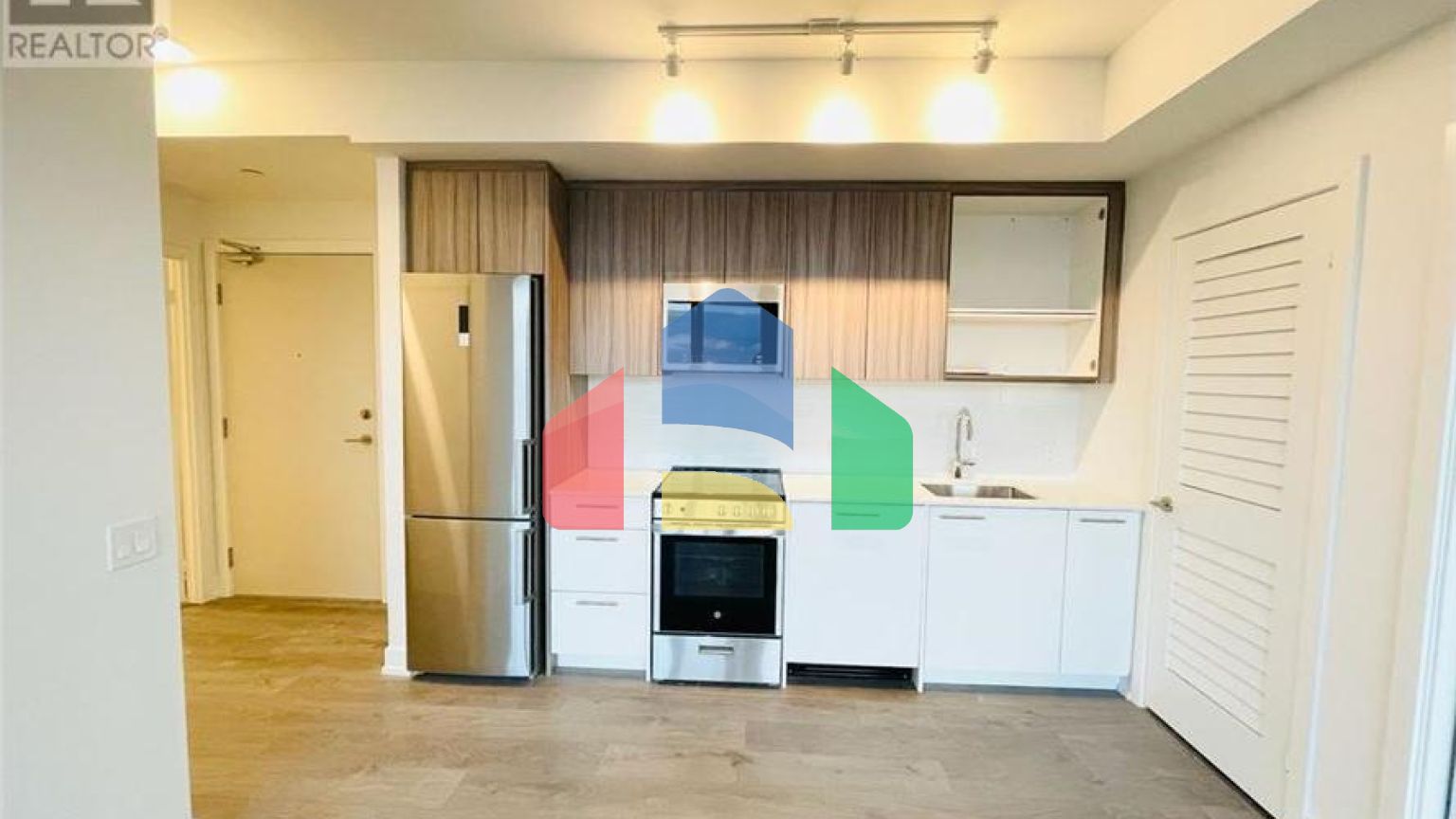 Residential - Condo/Apartment - Brampton, Canada - Canada