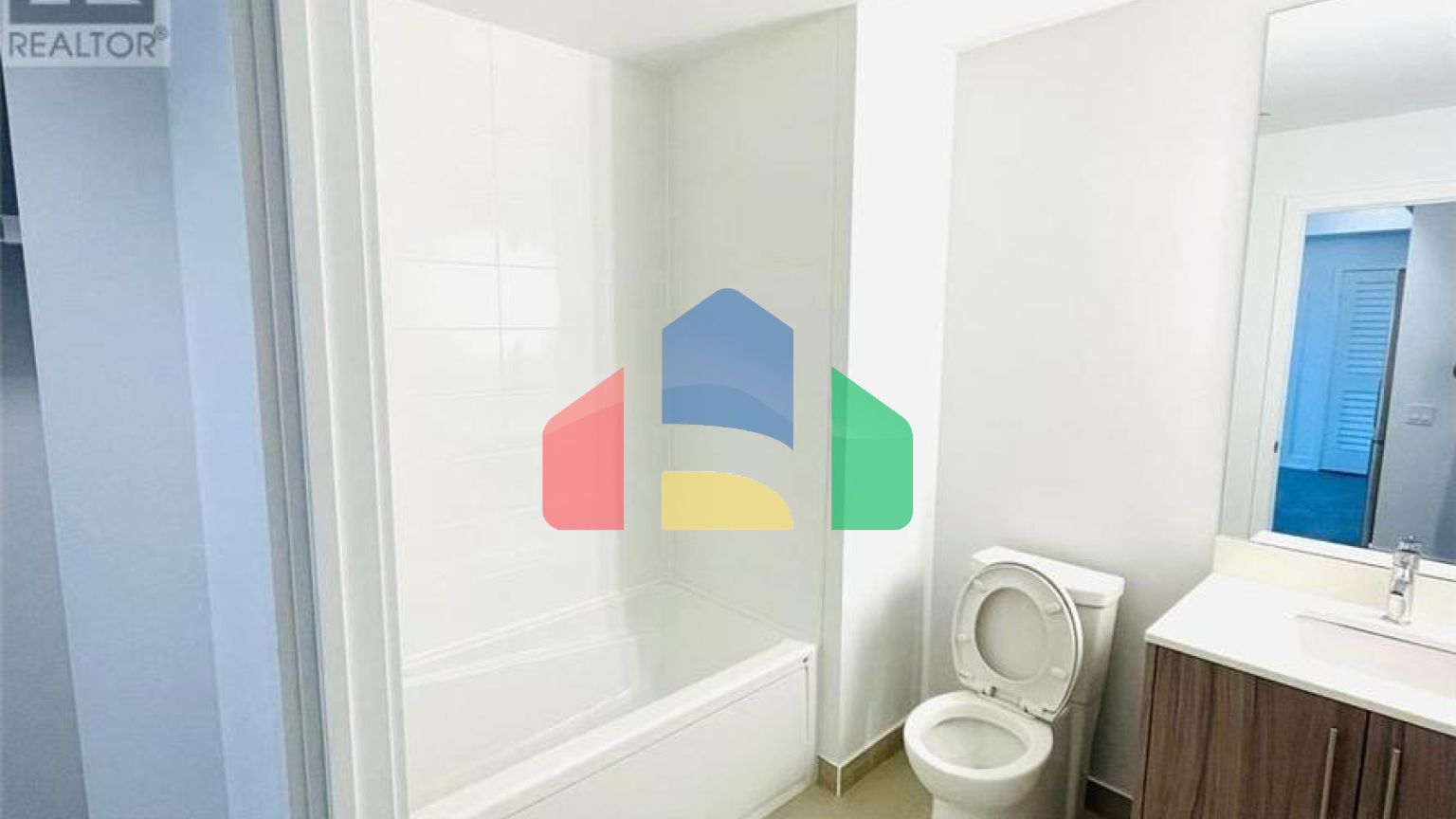 Residential - Condo/Apartment - Brampton, Canada - Canada