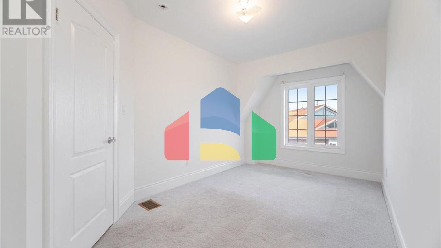 Residential - Single Family Home - Brampton, Canada - Canada