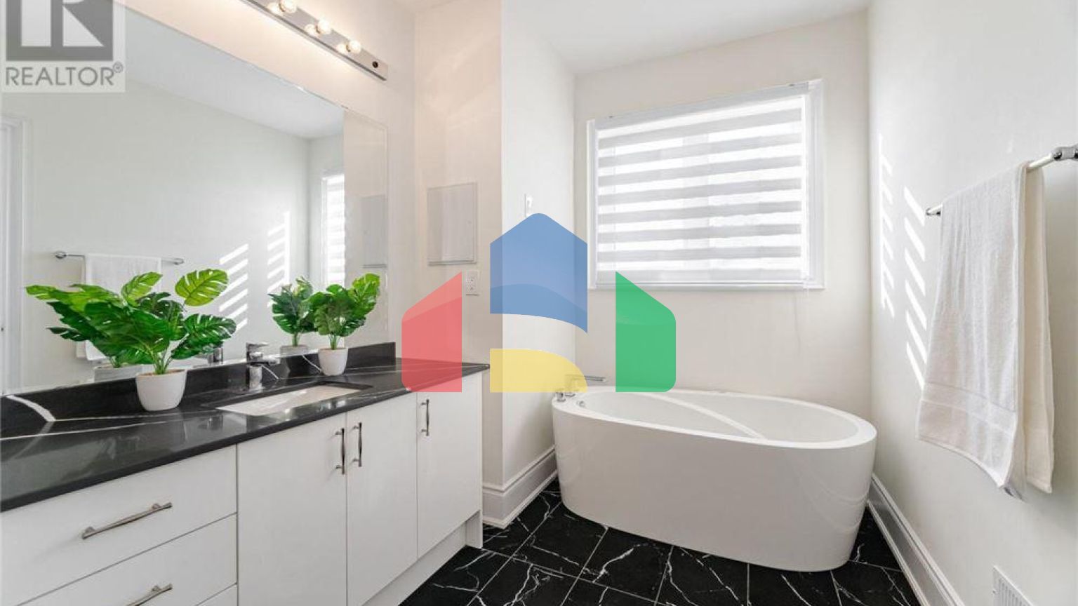 Residential - Single Family Home - Brampton, Canada - Canada