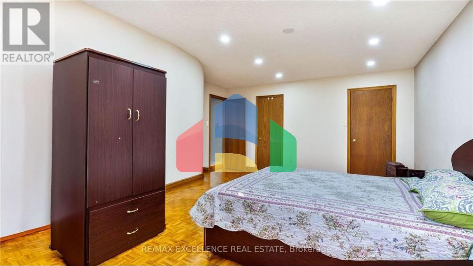 Residential - Single Family Home - Brampton, Canada - Canada