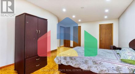 Residential - Single Family Home - Brampton, Canada - Canada