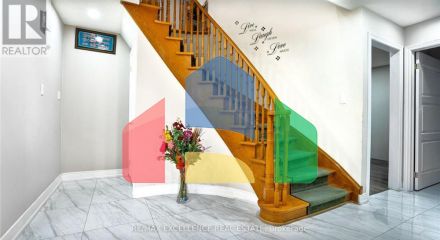 Residential - Single Family Home - Brampton, Canada - Canada