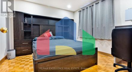 Residential - Single Family Home - Brampton, Canada - Canada