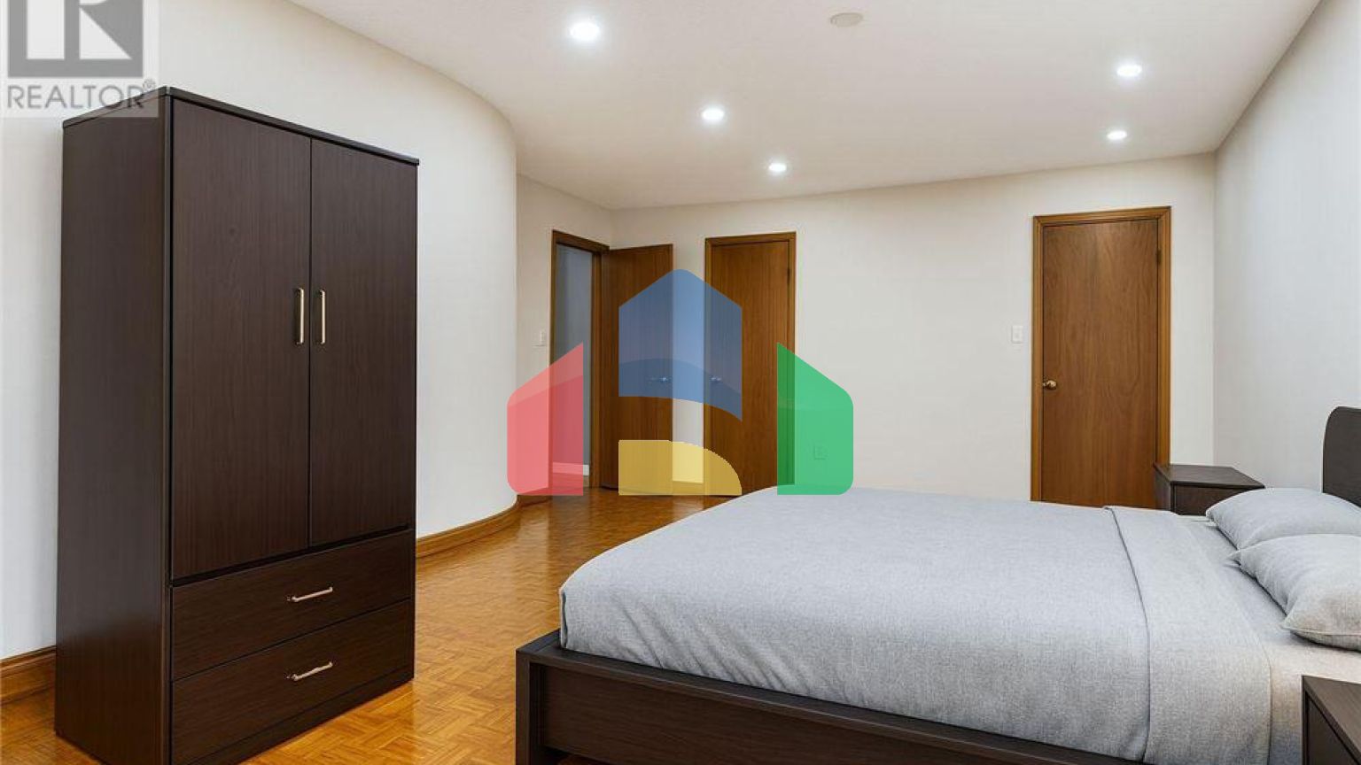 Residential - Single Family Home - Brampton, Canada - Canada