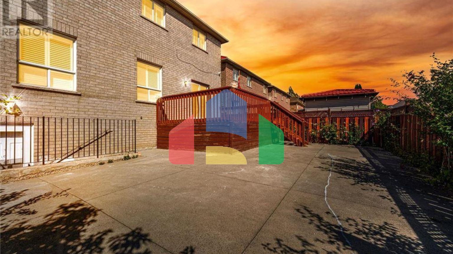 Residential - Single Family Home - Brampton, Canada - Canada