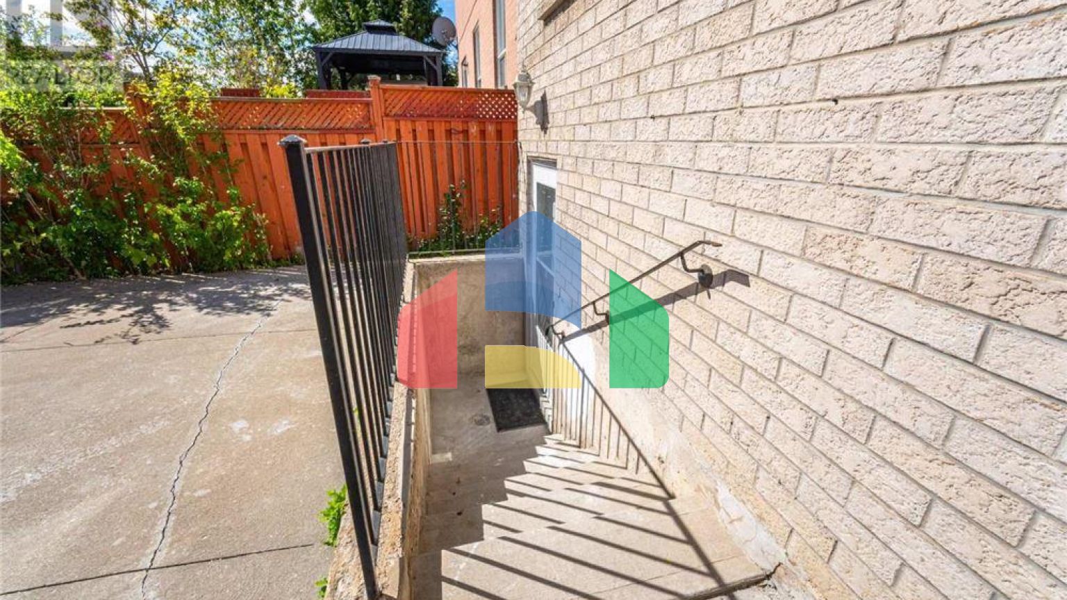 Residential - Single Family Home - Brampton, Canada - Canada