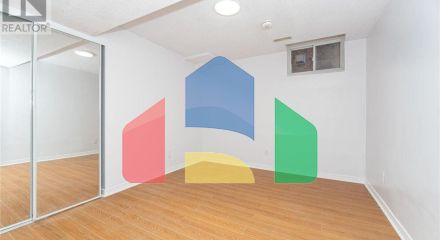 Residential - Single Family Home - Brampton, Canada - Canada