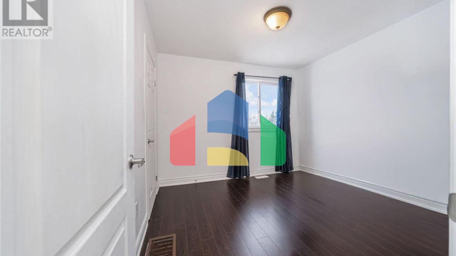 Residential - Single Family Home - Brampton, Canada - Canada