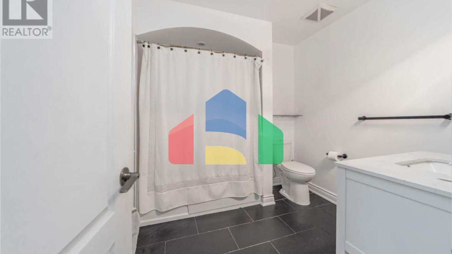 Residential - Single Family Home - Brampton, Canada - Canada