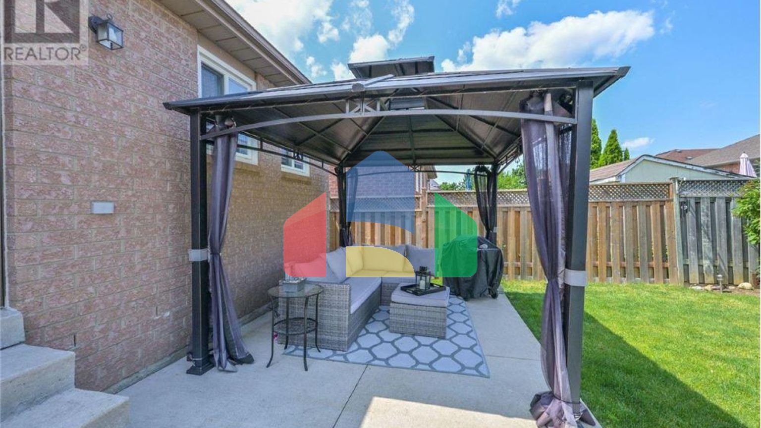 Residential - Single Family Home - Brampton, Canada - Canada