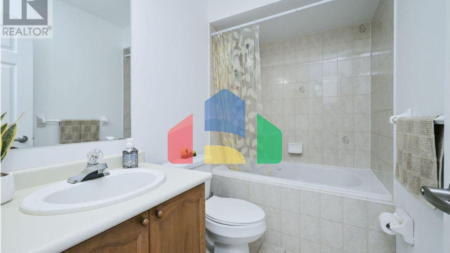 Residential - Single Family Home - Brampton, Canada - Canada