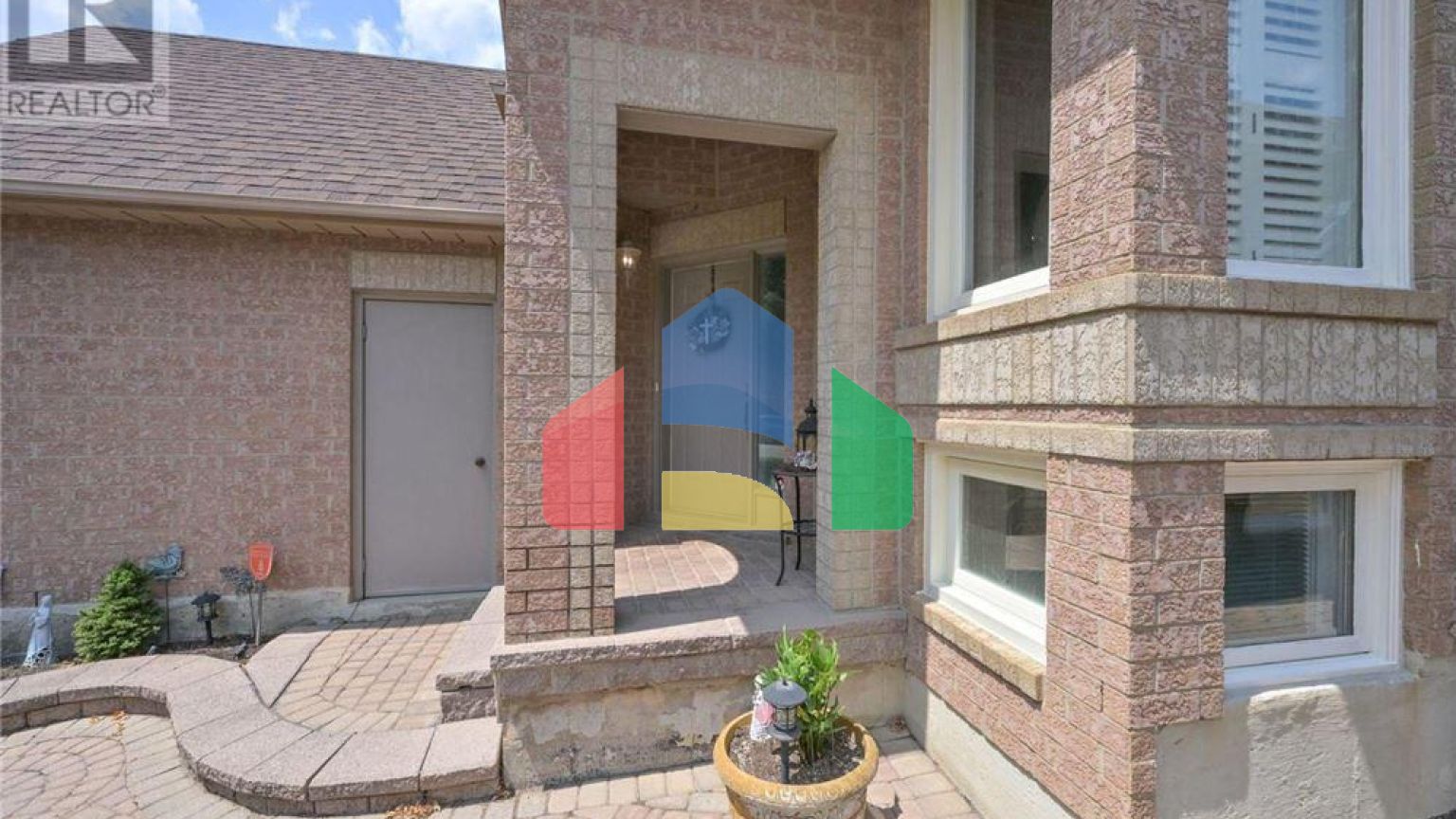 Residential - Single Family Home - Brampton, Canada - Canada