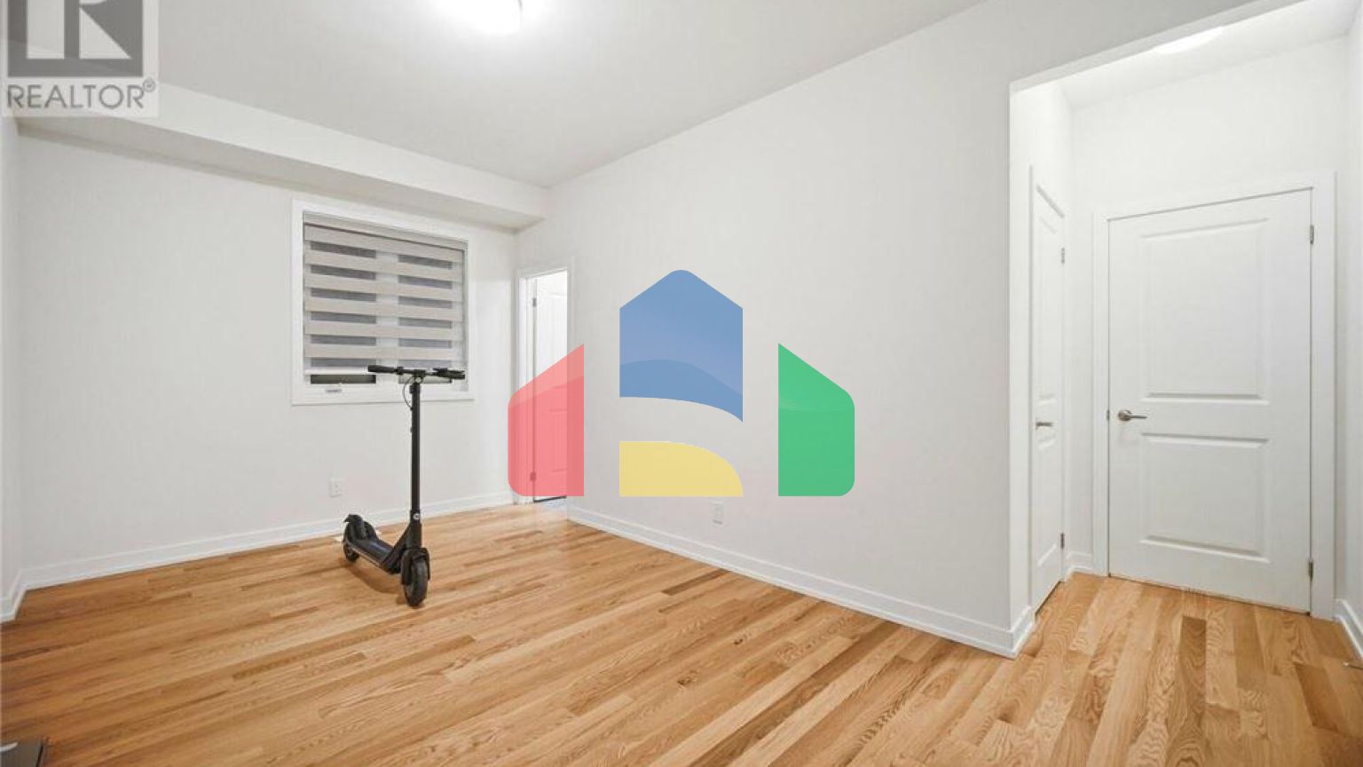 Residential - Single Family Home - Brampton, Canada - Canada