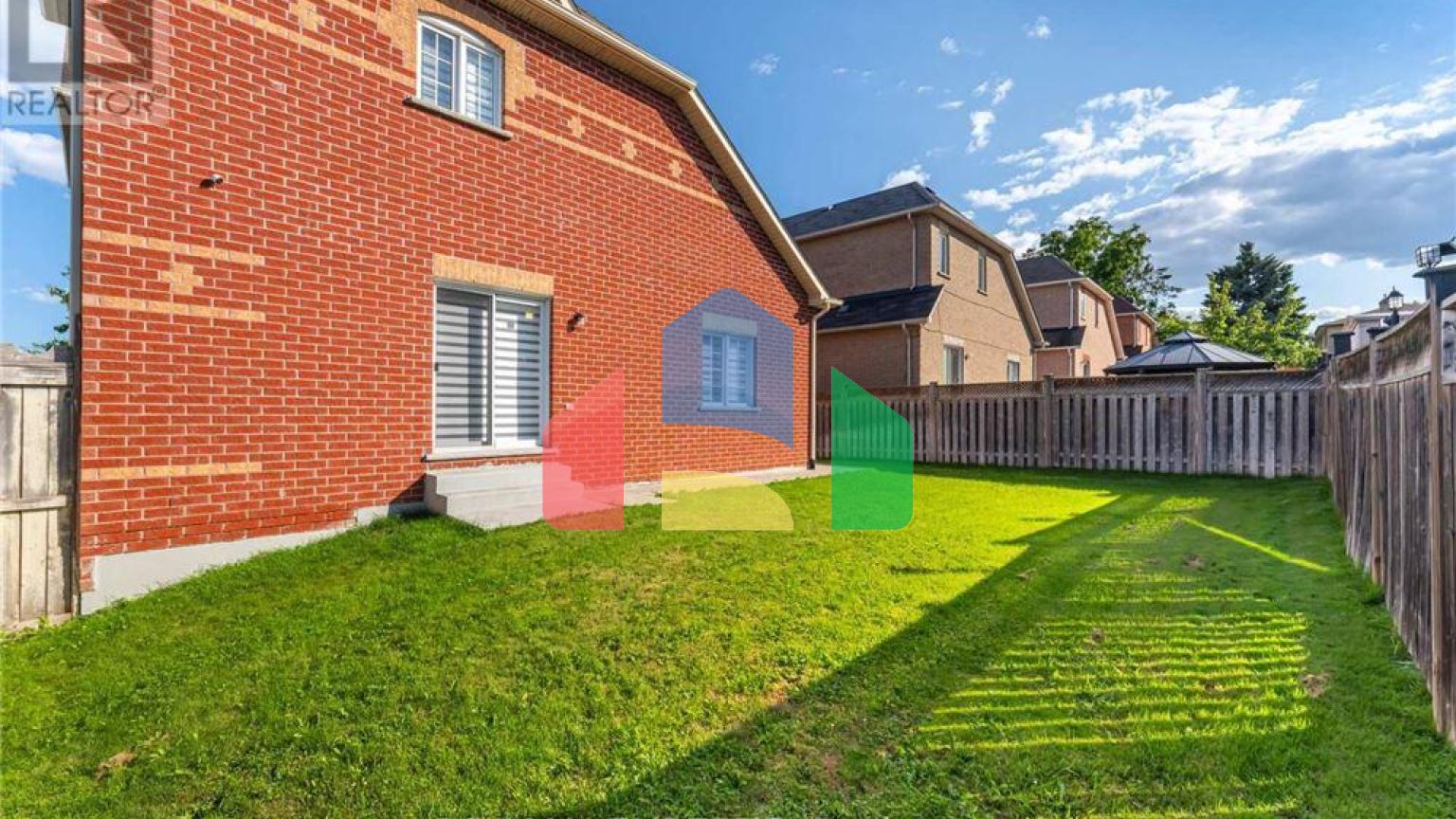 Residential - Single Family Home - Brampton, Canada - Canada