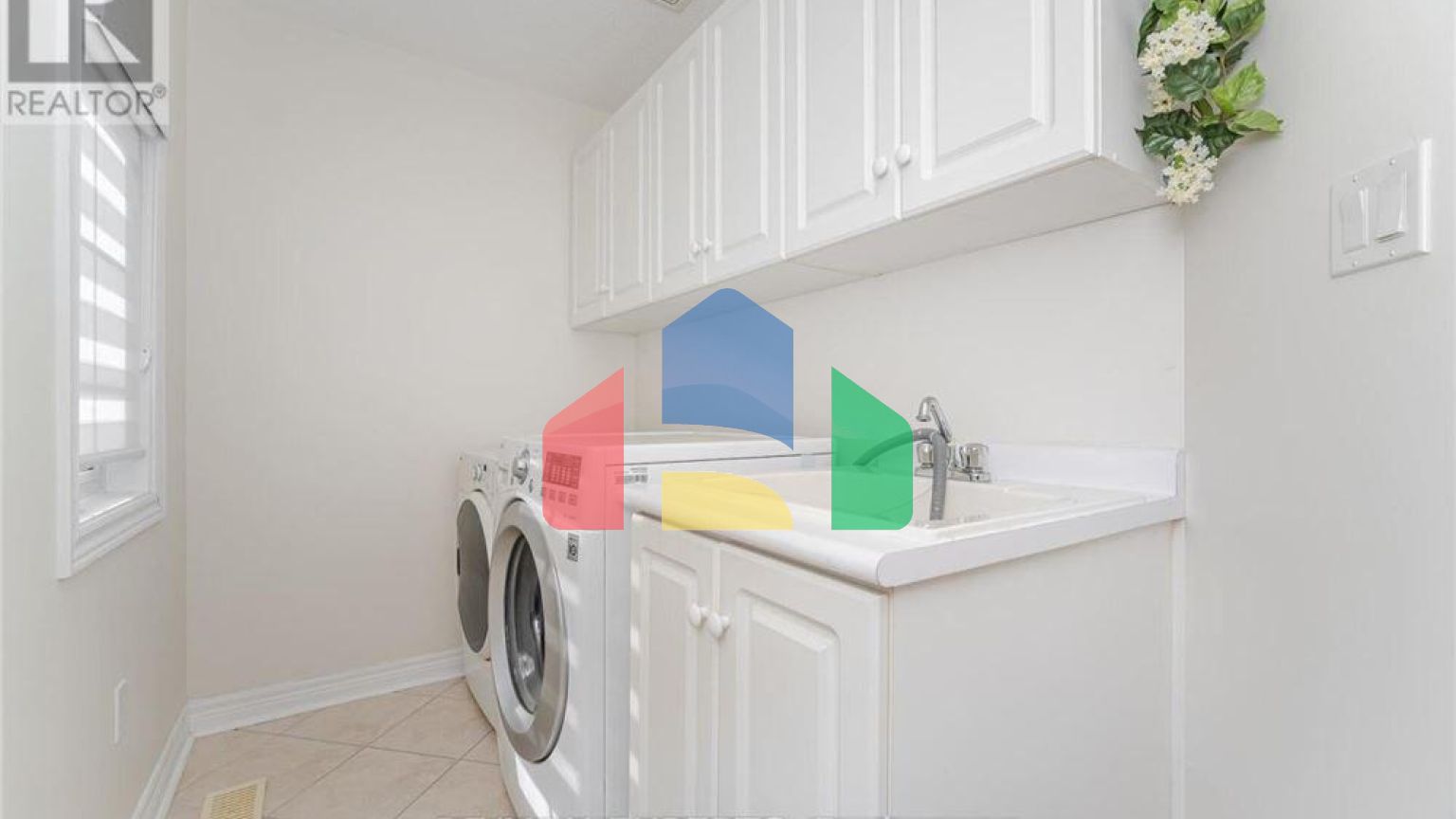 Residential - Single Family Home - Brampton, Canada - Canada