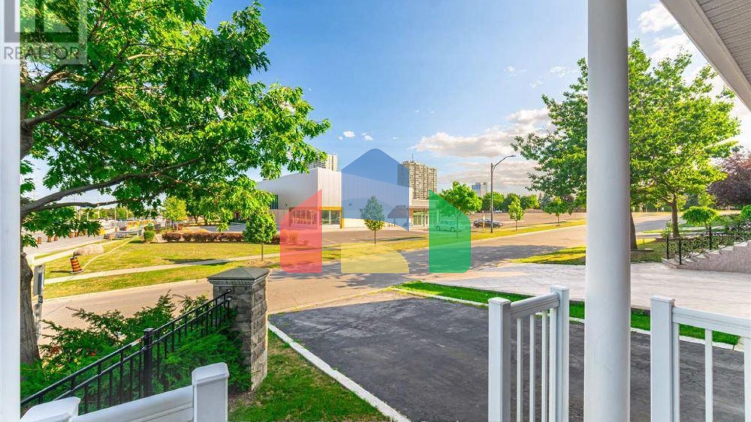 Residential - Single Family Home - Brampton, Canada - Canada