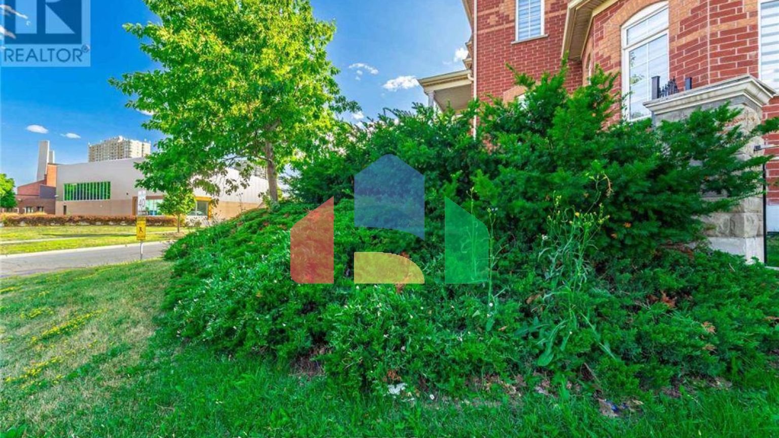 Residential - Single Family Home - Brampton, Canada - Canada