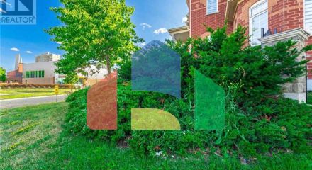 Residential - Single Family Home - Brampton, Canada - Canada