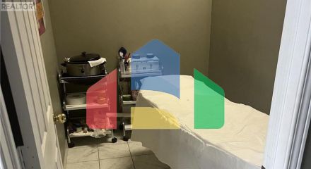 Commercial - Commercial/Retail - Brampton, Canada - Canada