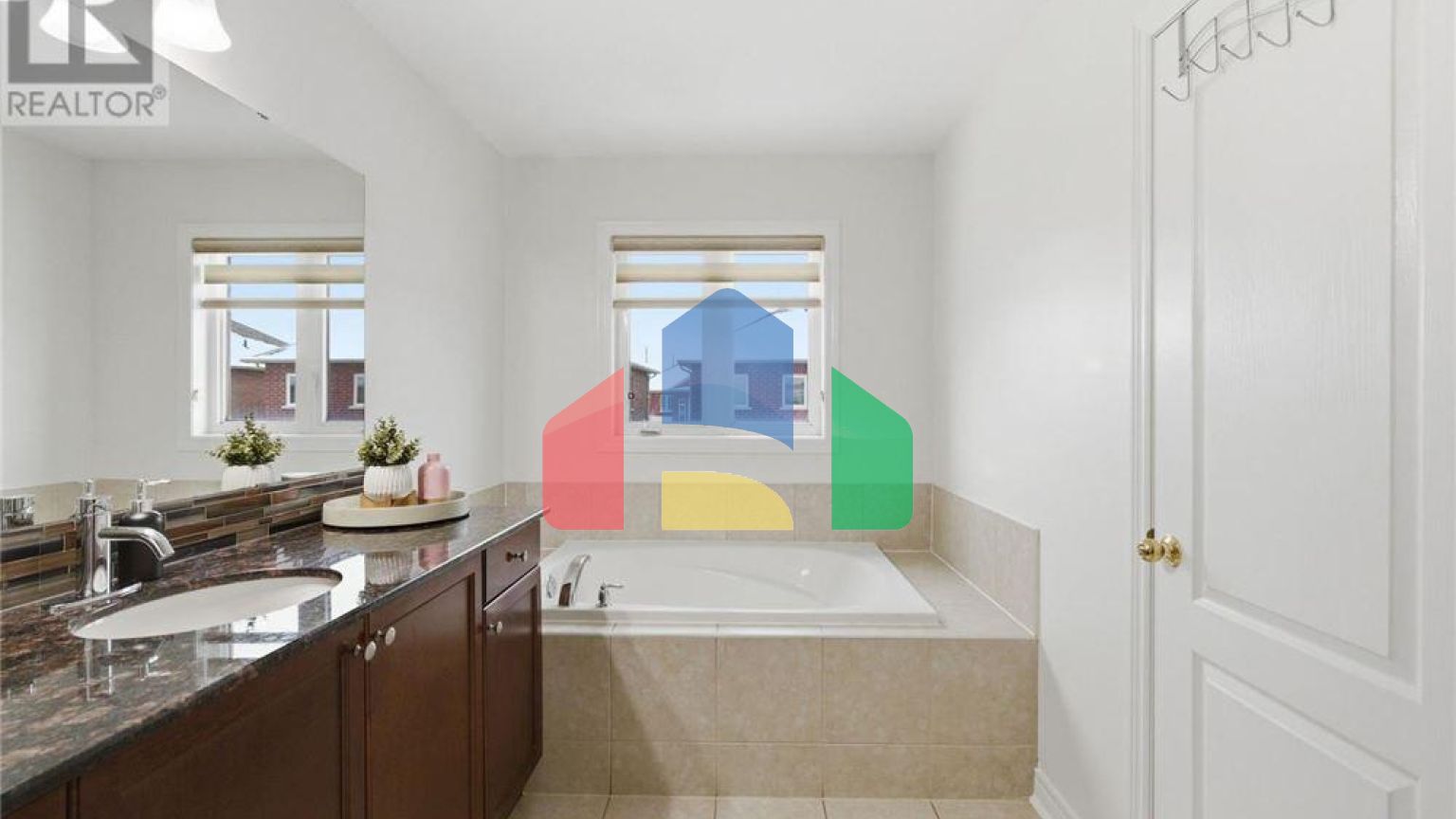 Residential - Single Family Home - Brampton, Canada - Canada