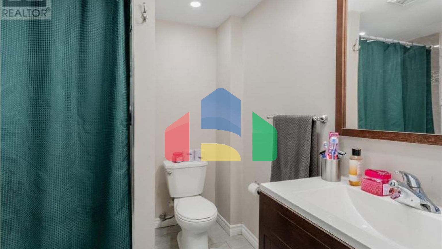 Residential - Single Family Home - Brampton, Canada - Canada