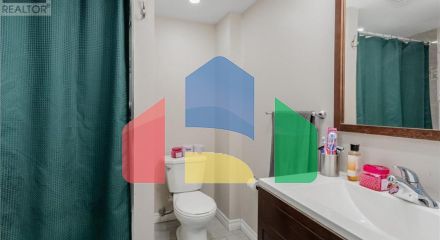 Residential - Single Family Home - Brampton, Canada - Canada